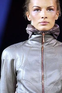 Look 19